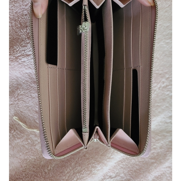 Authentic New Dolce & Gabbana Wallet - Picture 6 of 8